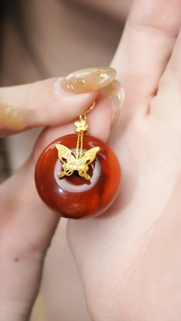 【闪购商品】南红玛瑙吊坠(不含链)18K金镶嵌吊坠