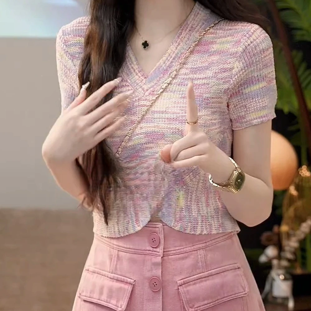 【小岛蔷薇】夏小香风粉色V领显瘦针织短款短袖上衣女时尚夏季