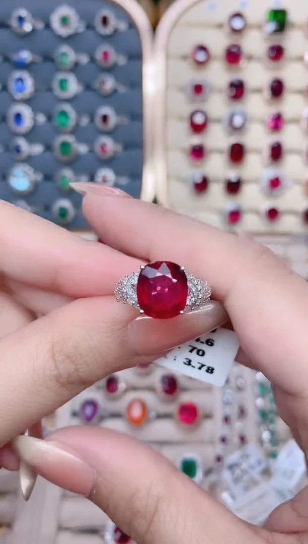 18K金镶嵌碧玺戒指碧玺4.6ct