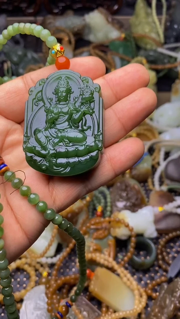 未镶嵌和田玉挂件1