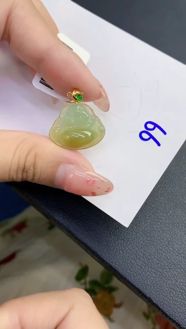 翡翠18K金镶嵌颈饰缅甸天然翡翠A货