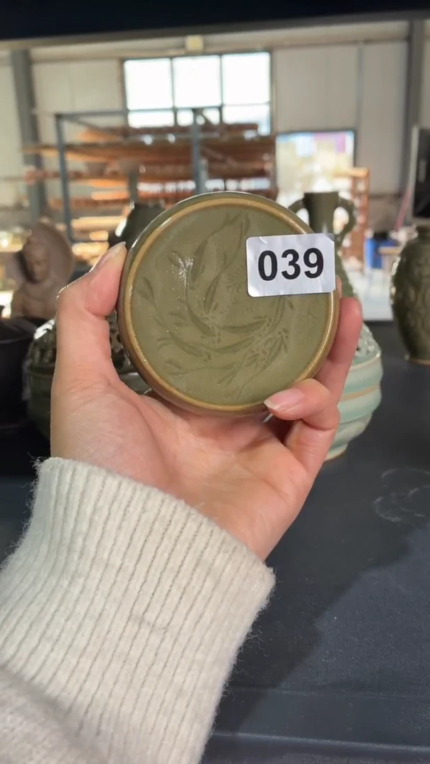 耀州窑仰山小鱼盖置039