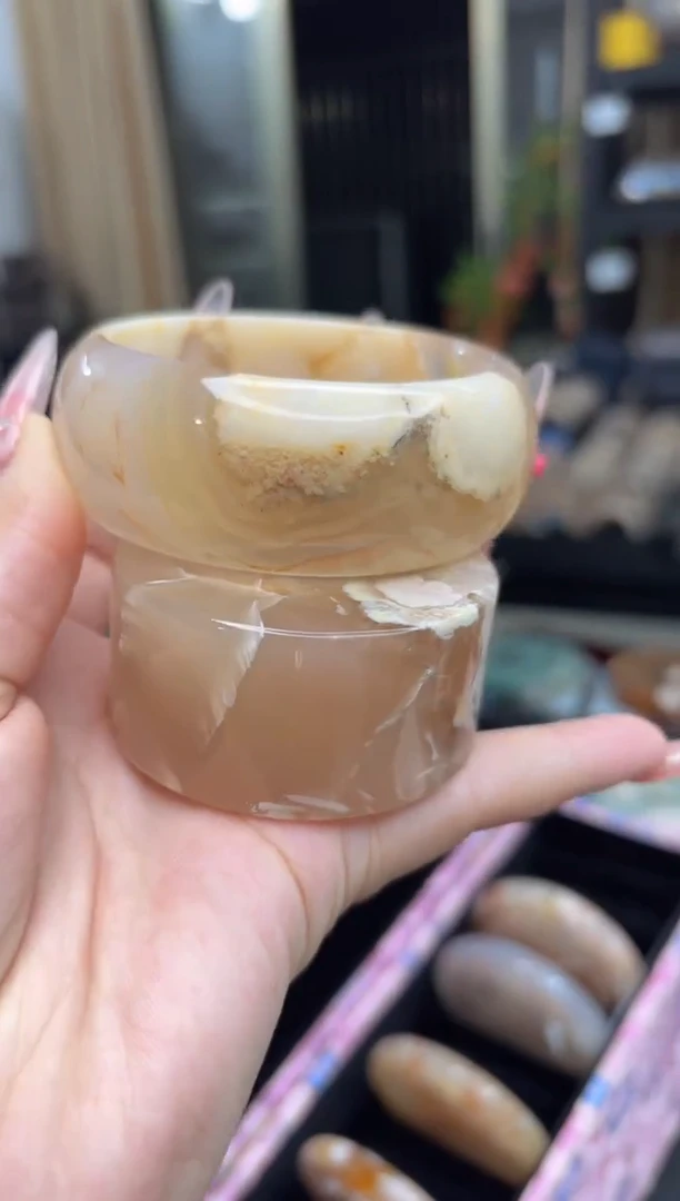 未镶嵌手镯石英质玉85(58圈赠送镯心)