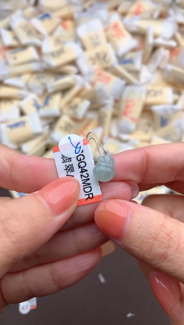 【闪购商品】翡翠挂件银S925镶嵌一