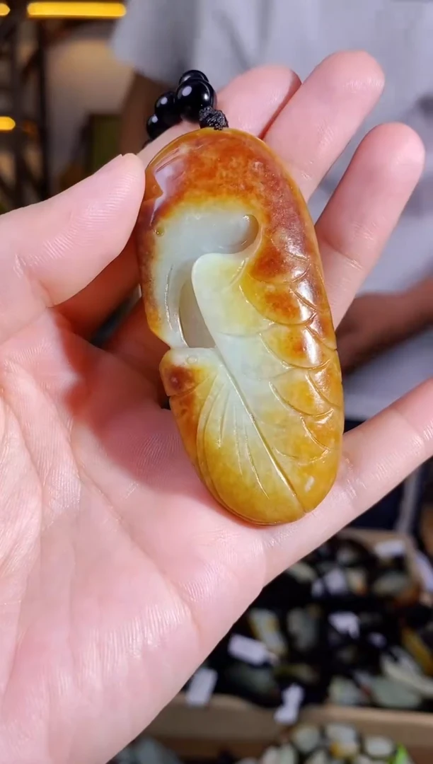 和田玉未镶嵌颈饰1