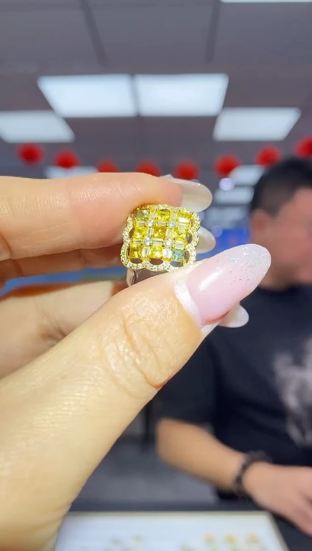 【闪购商品】彩色蓝宝石戒指银S925镶嵌CJR3382
