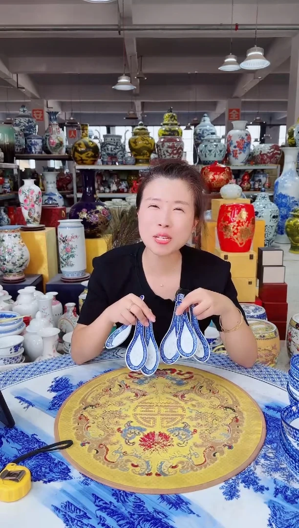 摆件6个青花勺子