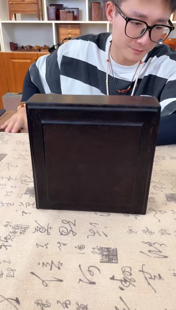 木小叶紫檀 四方抽拉盒22*22*6瑕疵
