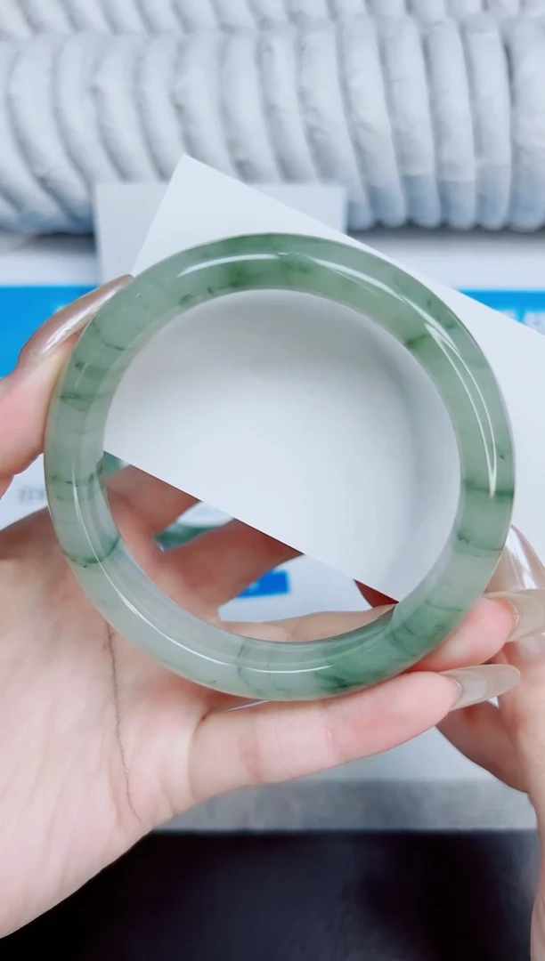 未镶嵌手镯石英质玉57/62.4