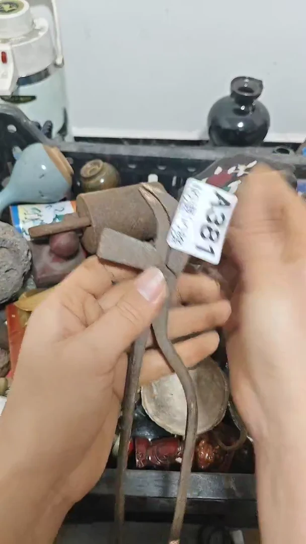 瓷片@****）陶瓷  摆件孤品 微瑕  NO退NO换