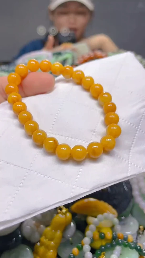 颈饰未镶嵌翡翠8mm/ G /翡翠A货，一件也是批发价