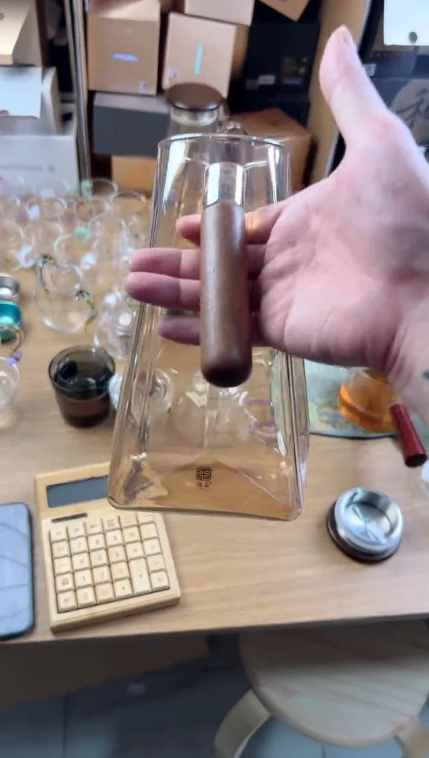 福容星钻凉水壶香槟金