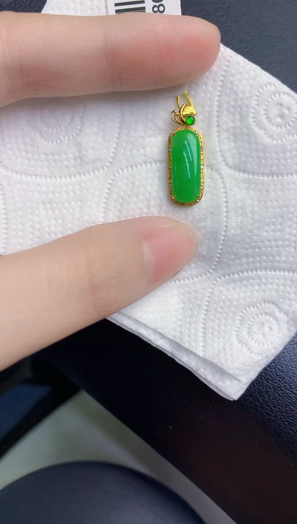 颈饰18K金镶嵌翡翠天然翡翠缅甸A货