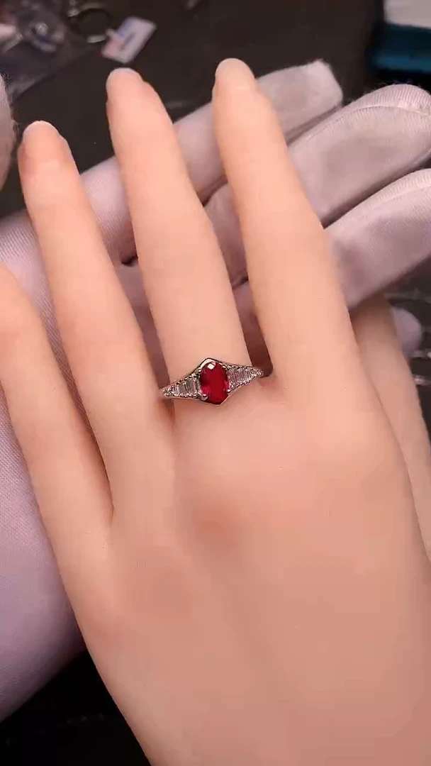 【闪购商品】红宝石戒指银S925镶嵌.......