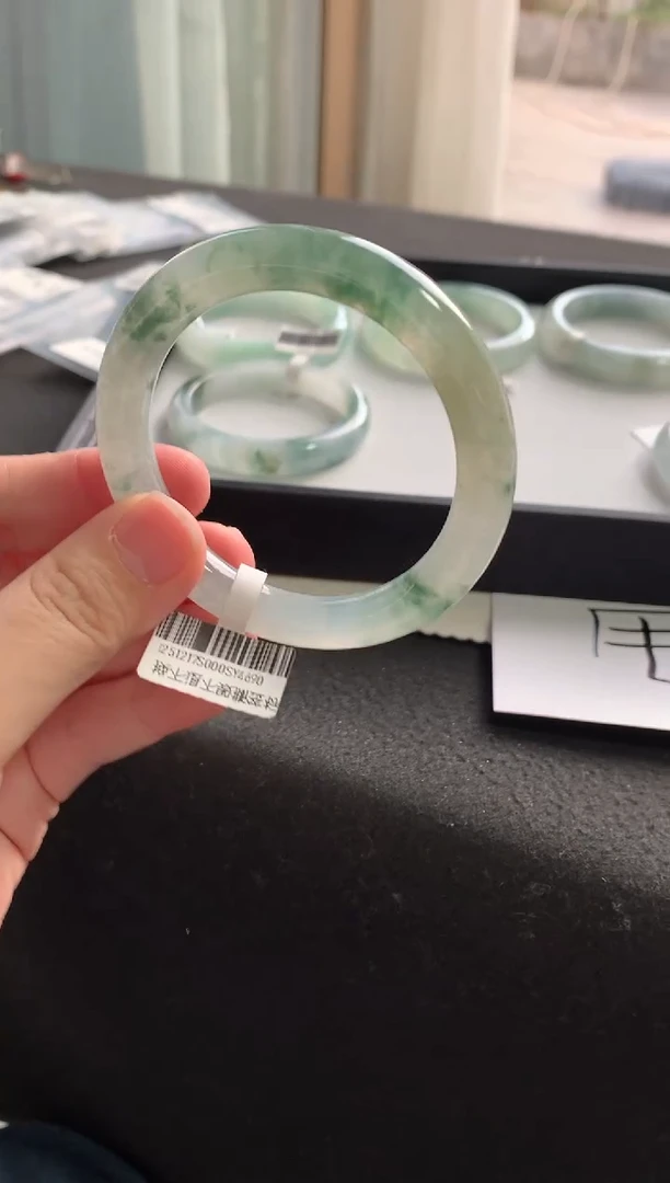 未镶嵌手镯翡翠54.3圆条Y4690买断