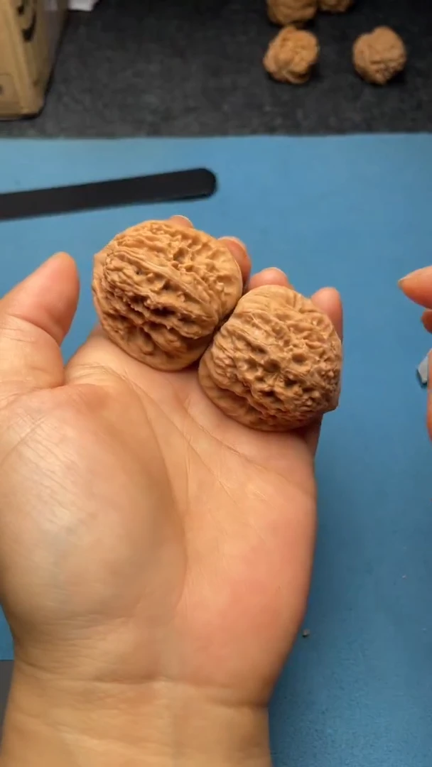 桃核把件w109  霞云岭 40尺