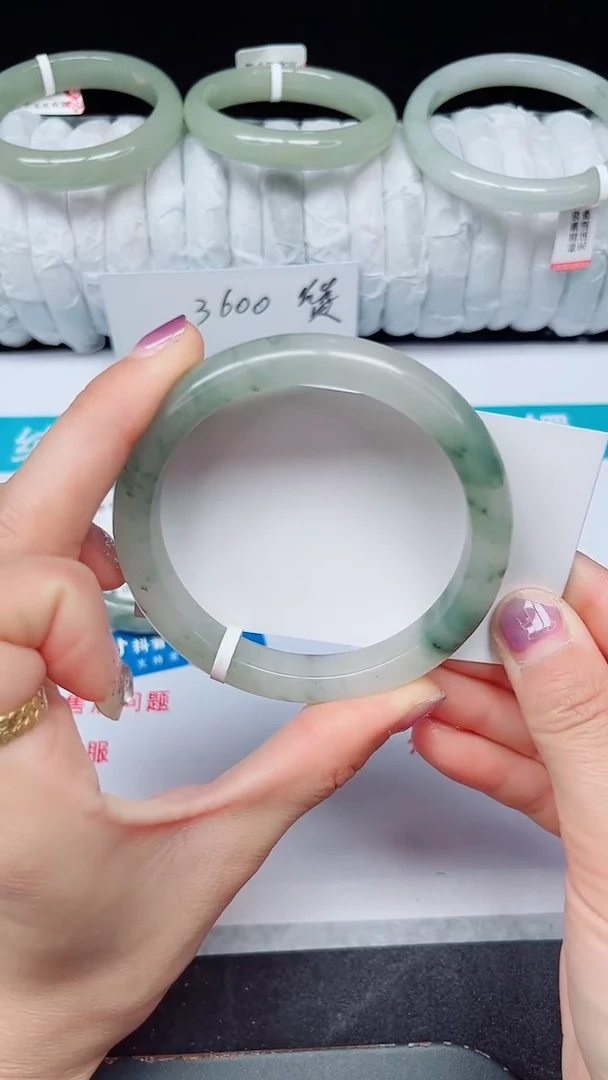 未镶嵌手镯石英质玉333-60/61