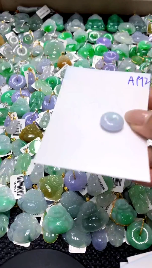 【闪购商品】翡翠颈饰未镶嵌1111111111111111