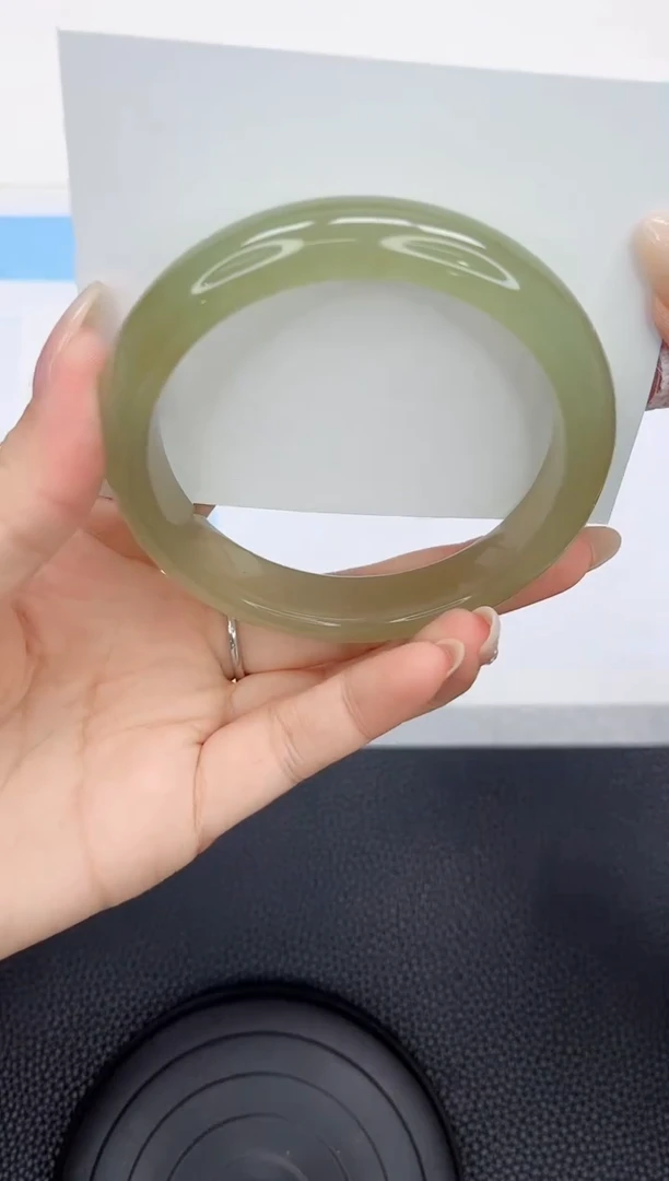 石英质玉手镯未镶嵌74-62.1