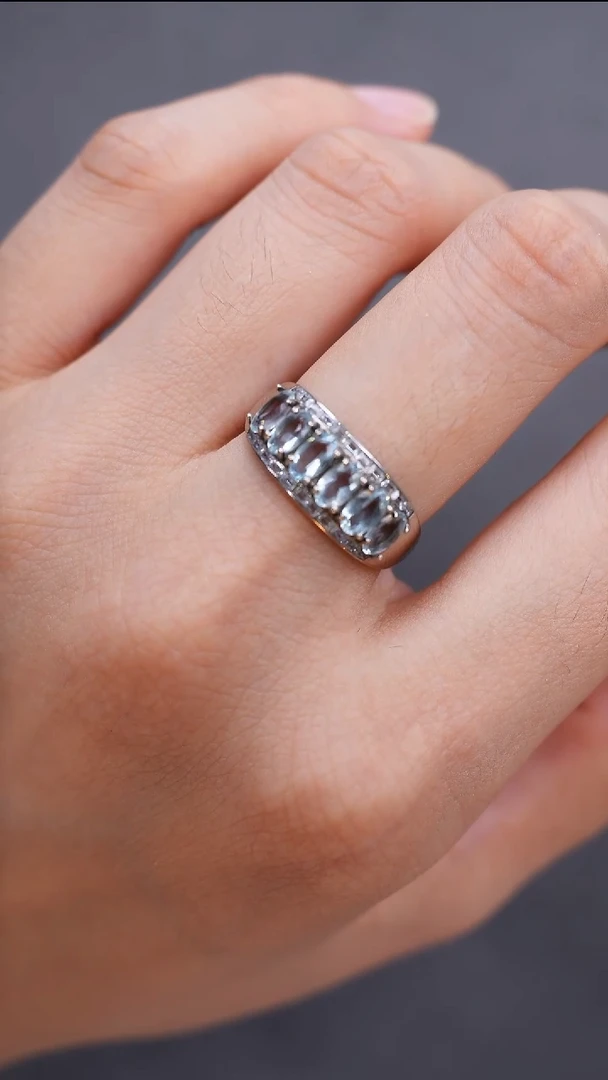 海蓝宝石戒指银S925镶嵌手饰