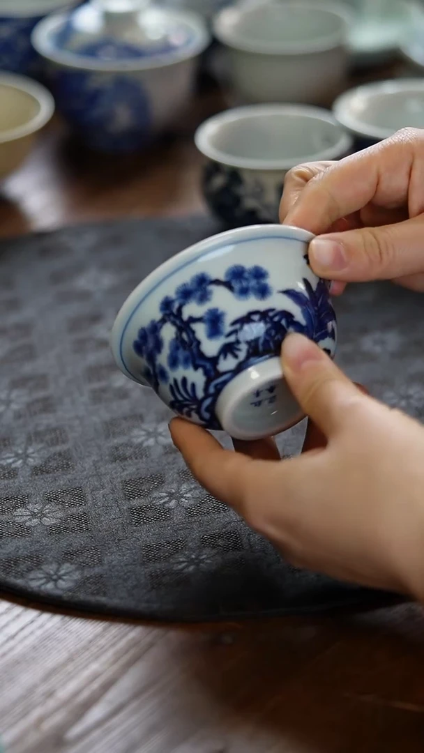瓷景德镇纯手工纯手绘岁寒三友压手杯