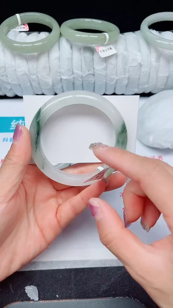 未镶嵌手镯石英质玉63-59/60