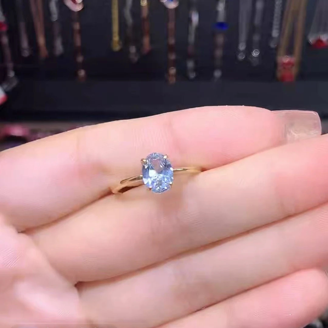 蓝宝石金色戒指6.8