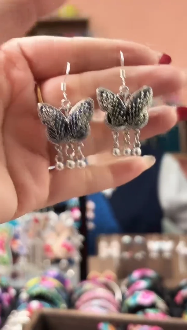 织绣艺枝独绣手工饰品336