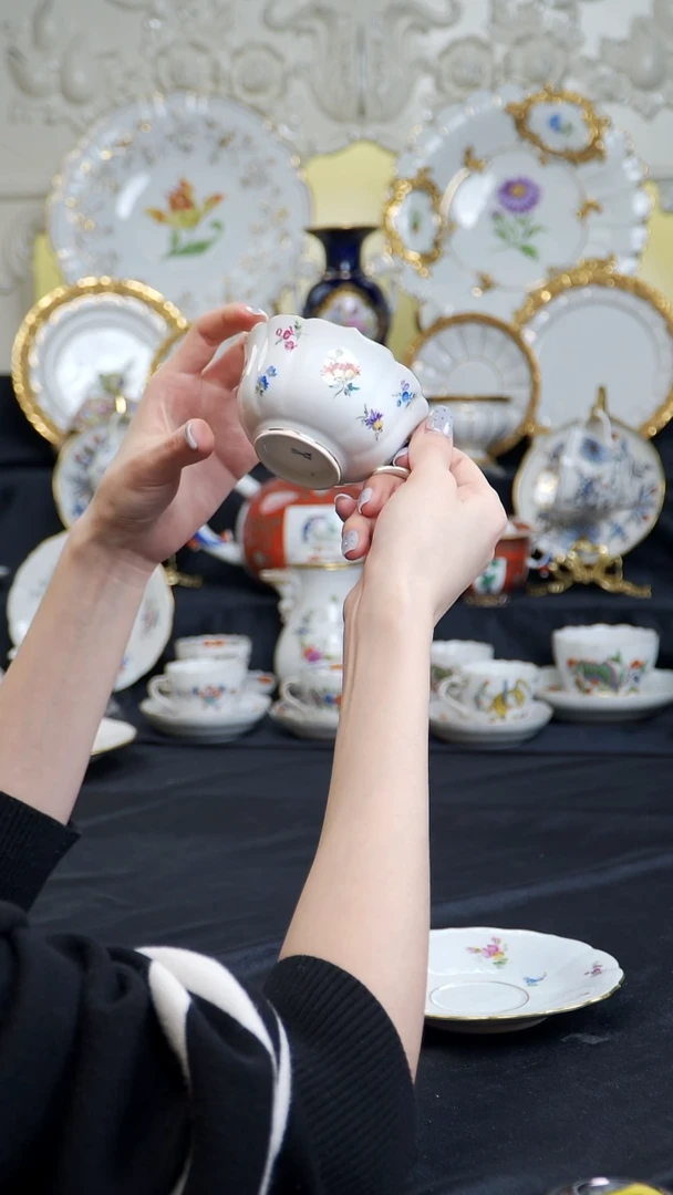 骨瓷婷婷中古器物如图所示35