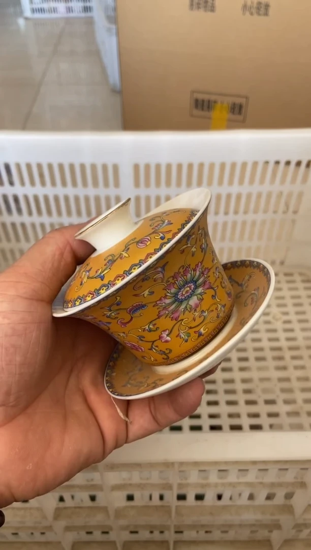 杯无运费险有瑕疵的摄影的产品有使用过的痕迹有点脏介意勿拍