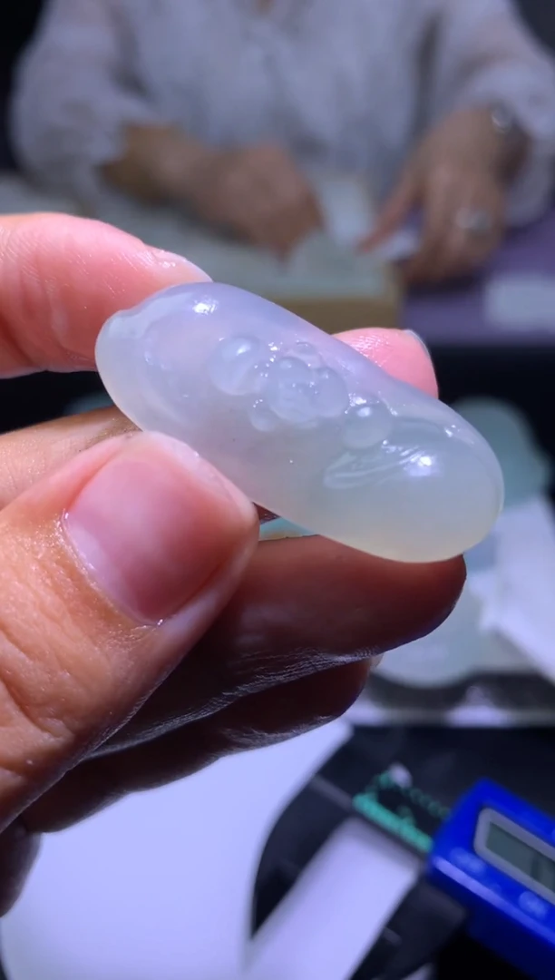 定制翡翠未镶嵌毛货