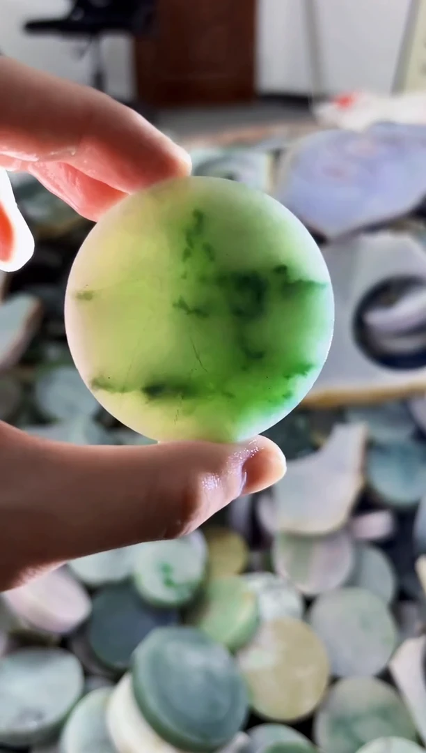 【闪购商品】翡翠颈饰未镶嵌A货吴玉250