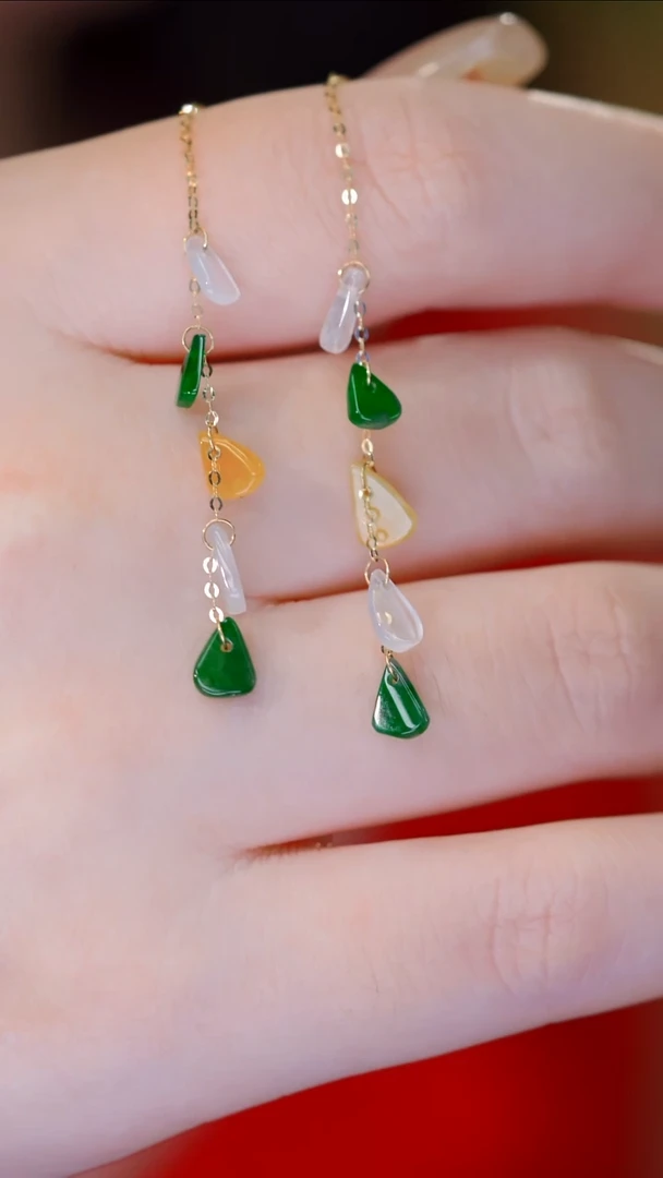 18K金镶嵌翡翠耳饰4