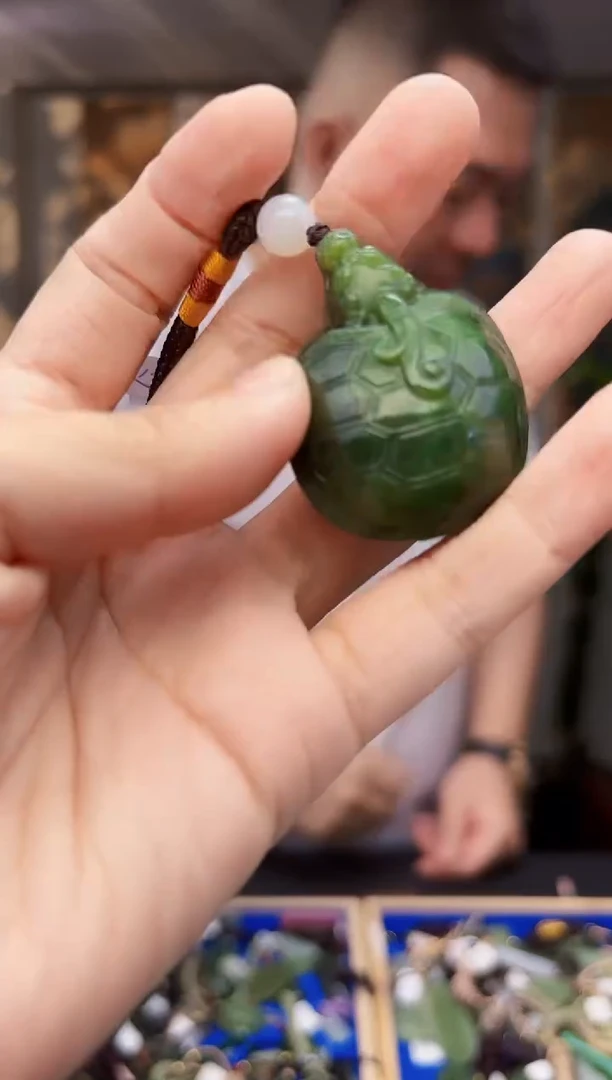 和田玉未镶嵌挂件拍一发一