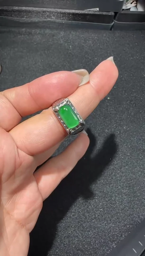【闪购商品】翡翠戒指未镶嵌多样性发货拍一发一