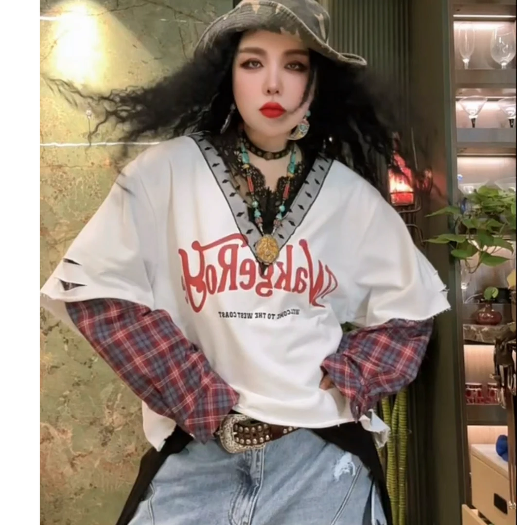 新款v领假两件拼接套头上衣