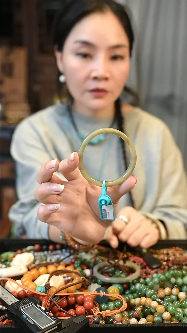 未镶嵌手镯和田玉挠* 定向 挠挠