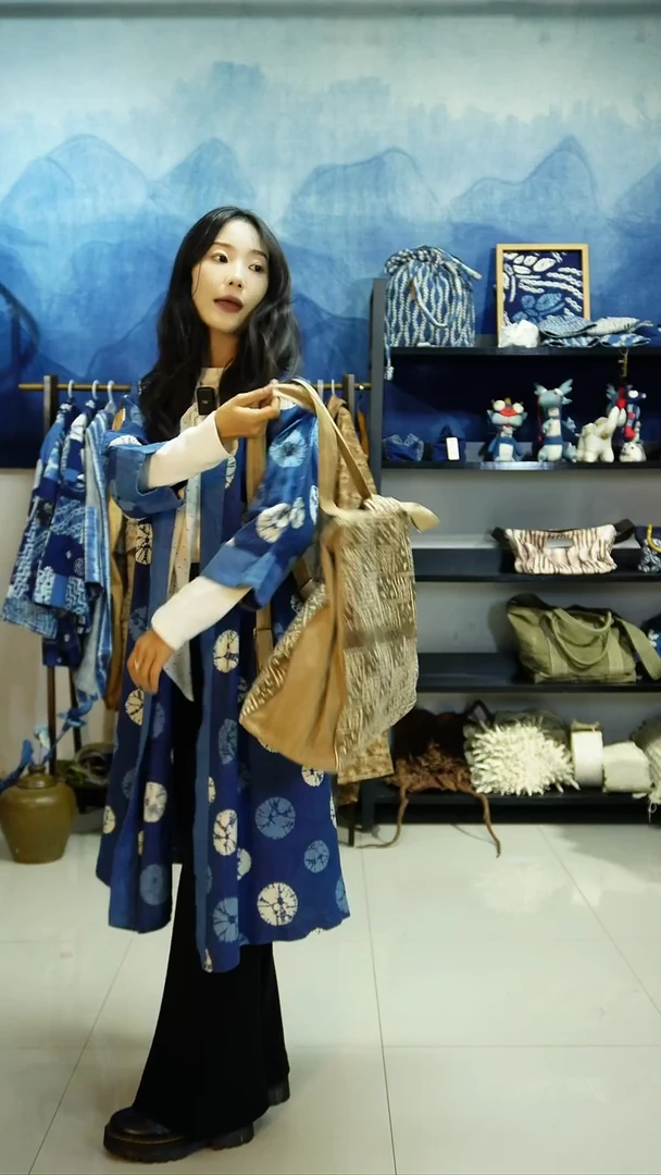 织绣柿子染双肩包