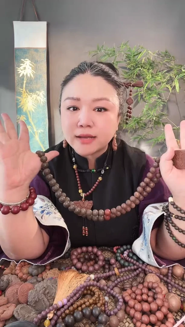 泥塑抱朴+金颜+红麝脖挂