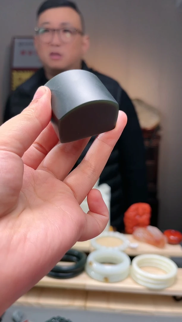 颈饰未镶嵌和田玉用****2摆件