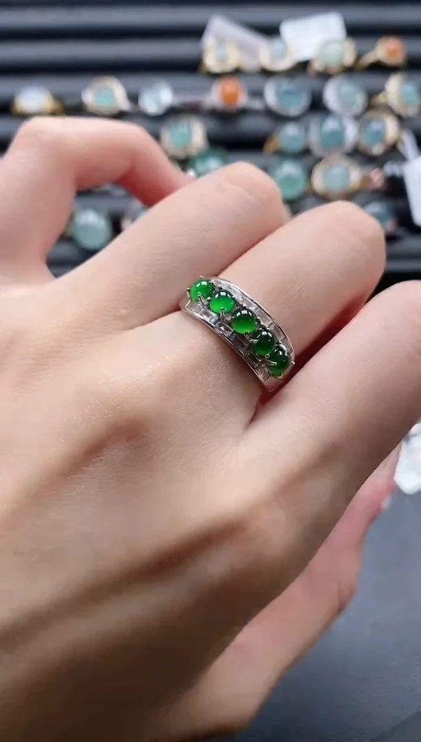 【闪购商品】翡翠戒指银S925镶嵌1111