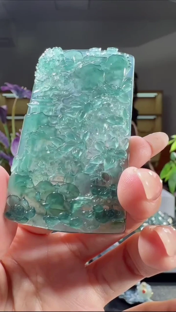 吊坠(不含链)未镶嵌翡翠山水牌（多样性发其一）