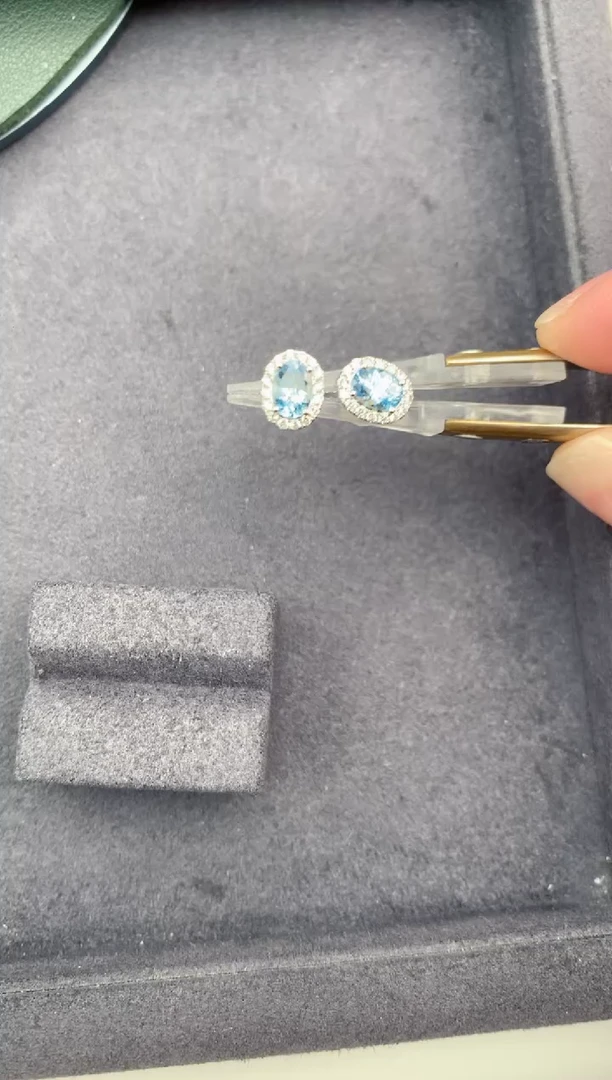 18K金镶嵌耳钉海蓝宝石80分海蓝宝  GF 定制