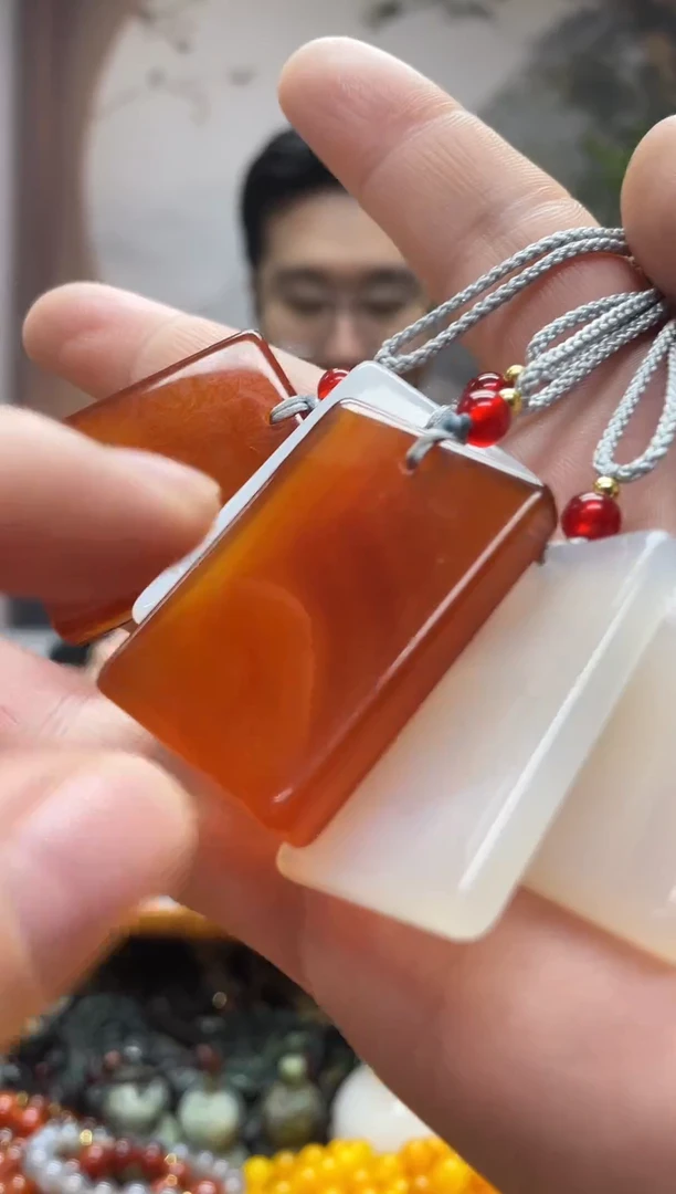 未镶嵌颈饰玛瑙/玉髓·多样性发货，拍一发一