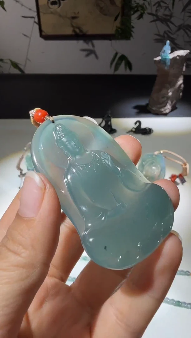 吊坠(不含链)未镶嵌翡翠观音