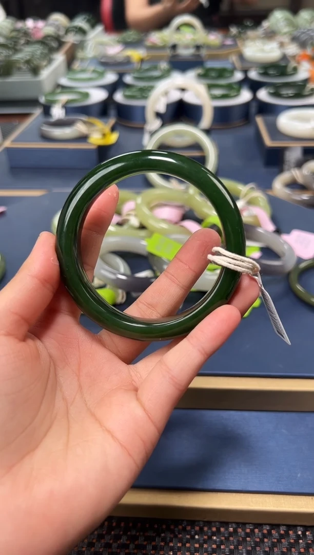 和田玉手镯未镶嵌C0003-58