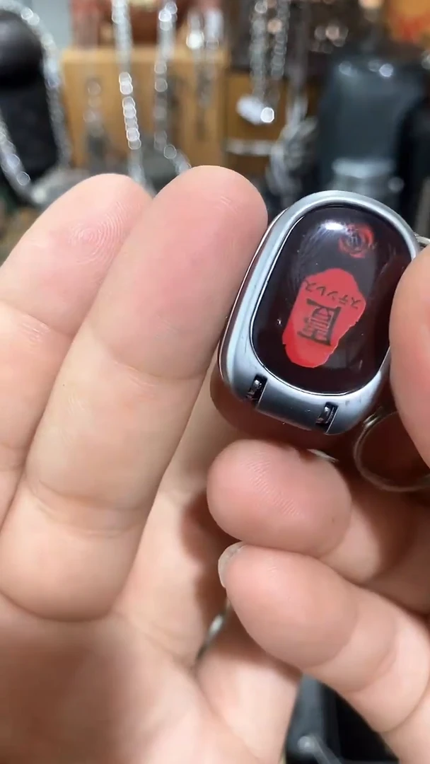 瓷片闪购商品  如图所示