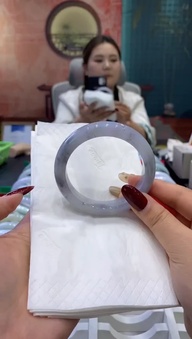 【闪购商品】翡翠手镯未镶嵌多人00083558