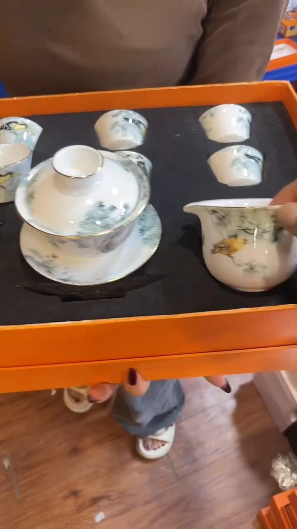 杯鸿辉家品牌瓷器，京东包邮！