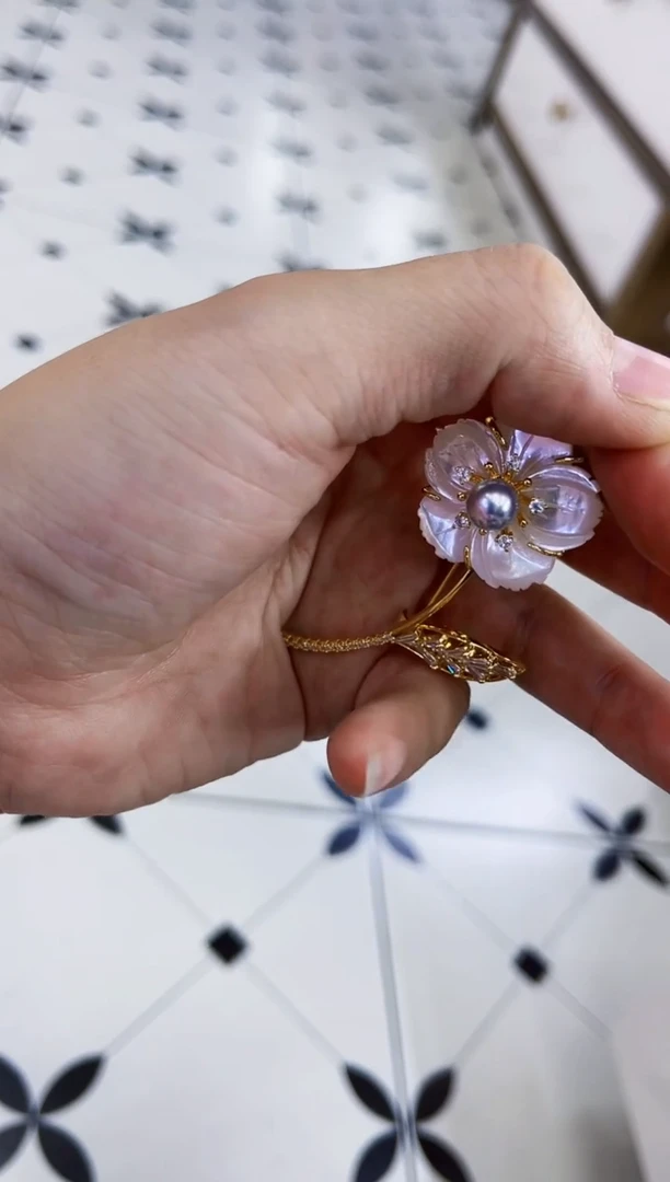 【闪购商品】海水珍珠胸饰未镶嵌akoya 胸针